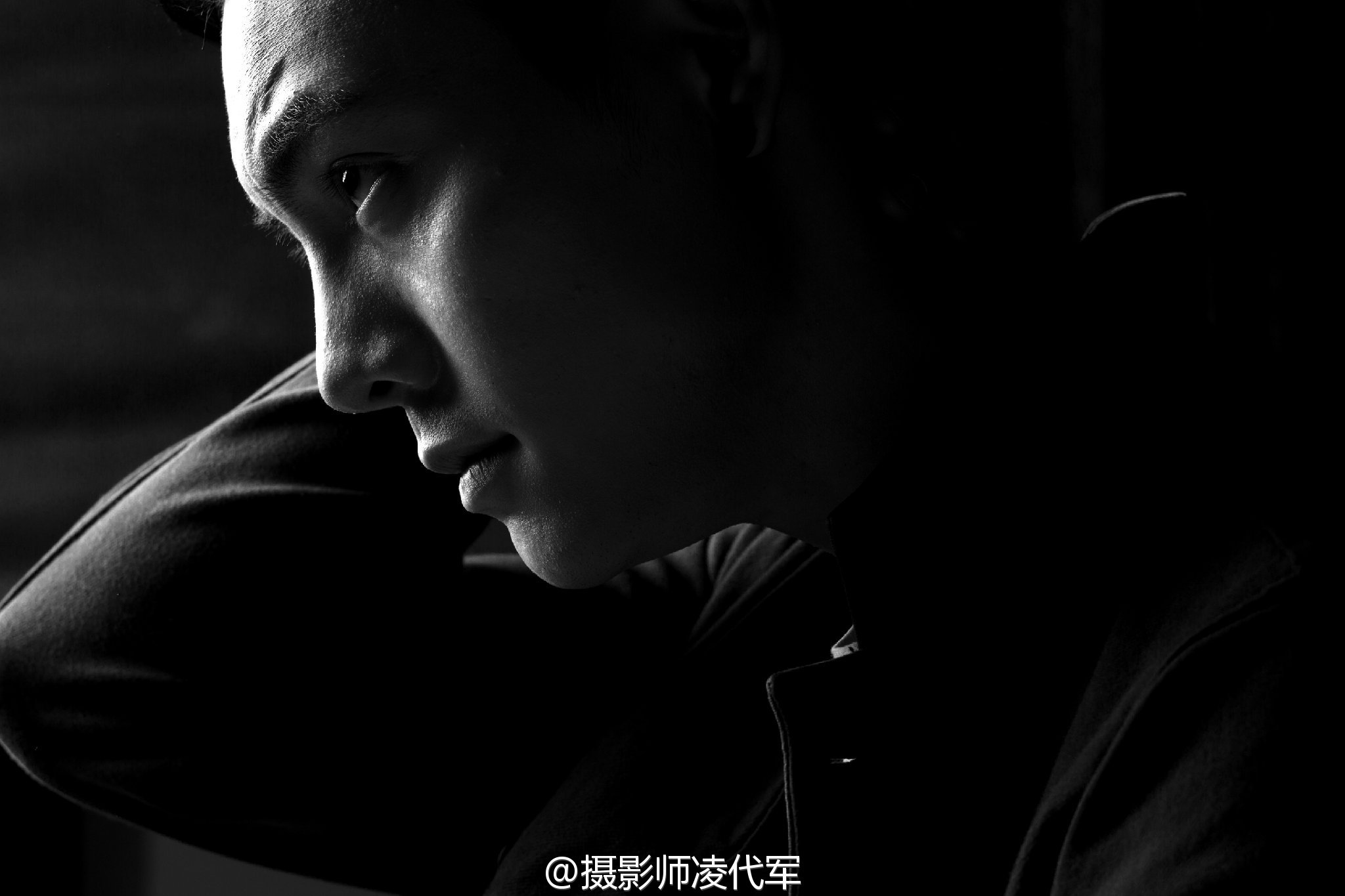 成人亚洲欧美久久久久,国产中文字幕在线播放,免费国产午夜在线观看